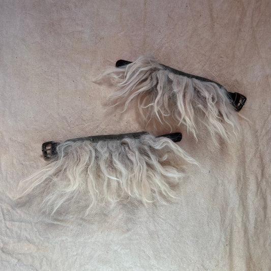 Fluff cuffs #3