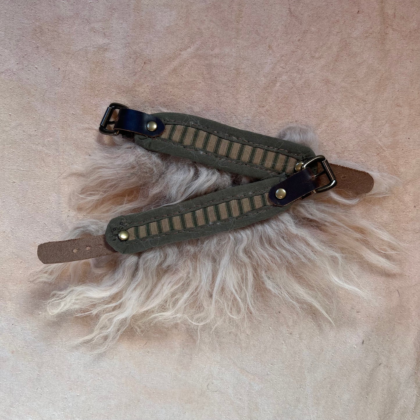 Fluff cuffs #3