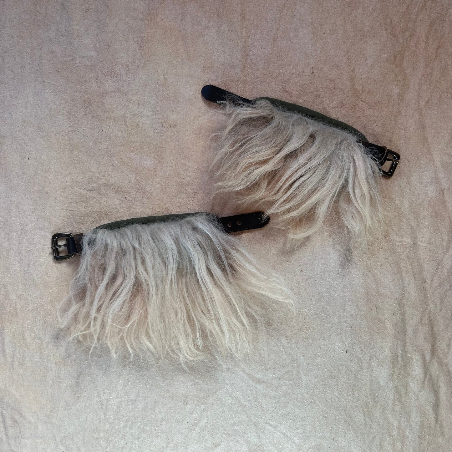 Fluff cuffs #4